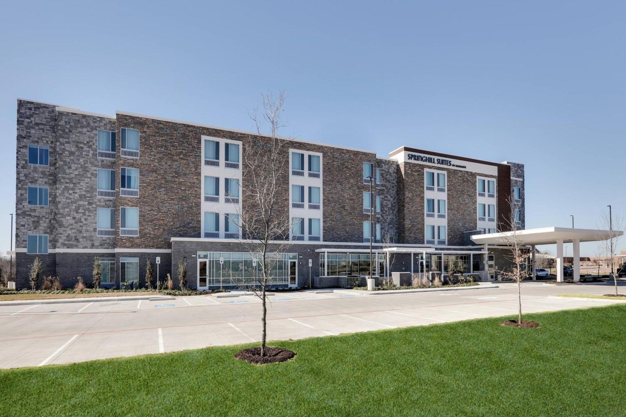 Springhill Suites By Marriott Dallas Mansfield Buitenkant foto